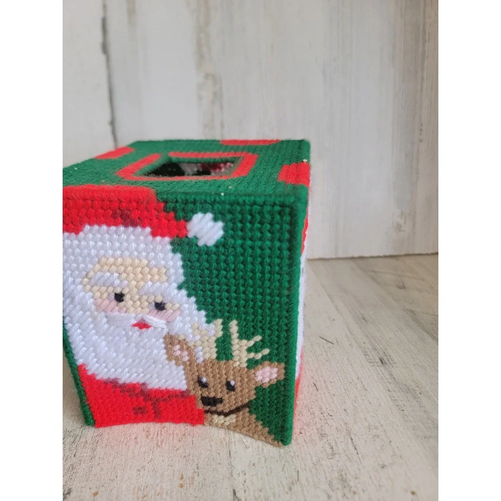 Vintage Santa Claus reindeer tissue box knit pattern home decor display